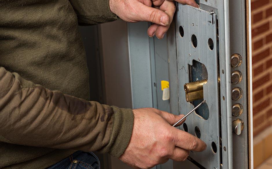 serrurier pour ouverture de porte coincée Beauvais